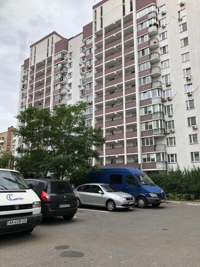 Уютная квартира Киев Экстерьер фото